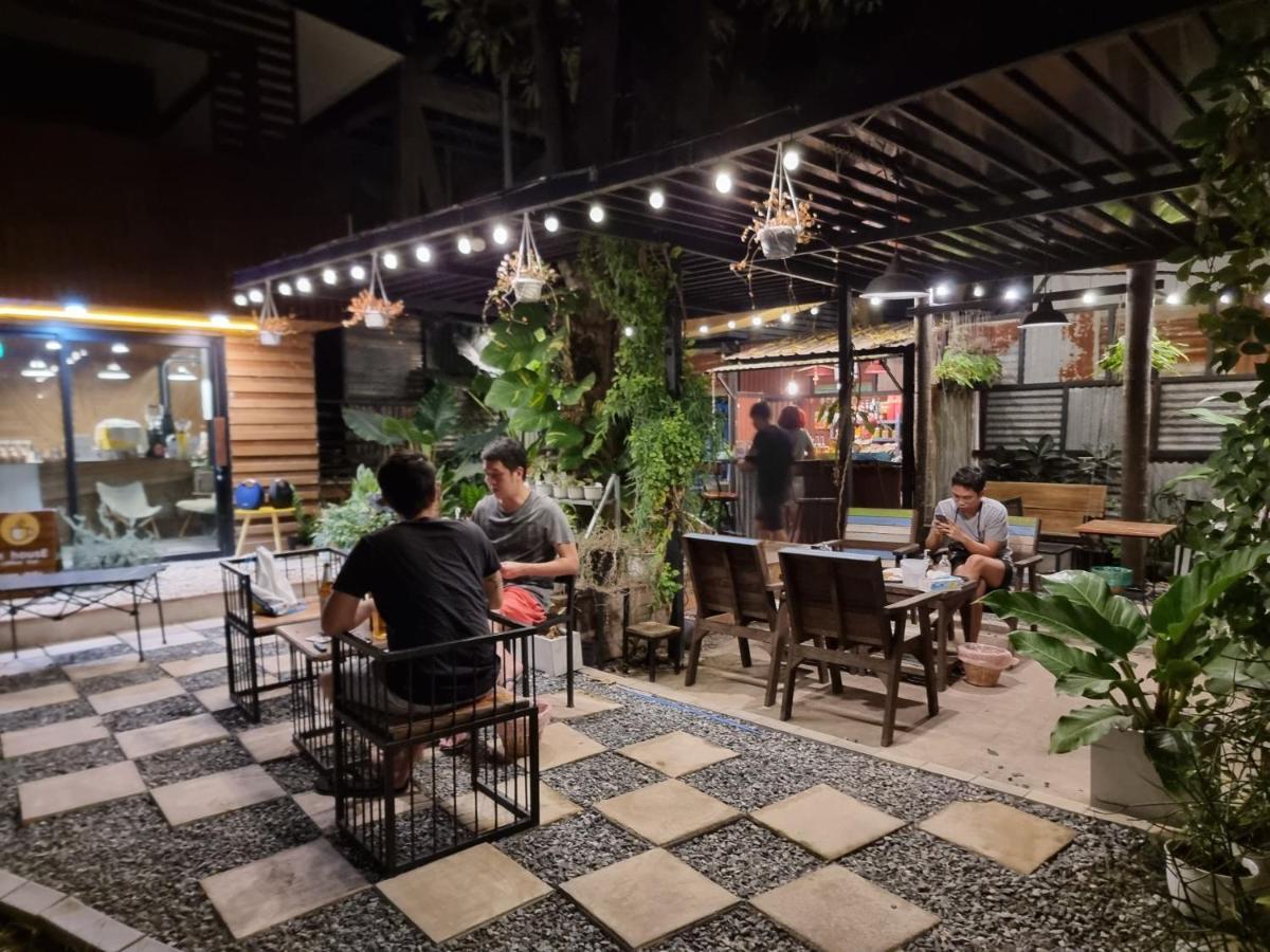 Golden House Hotel Sakaeo Sa Kaeo Extérieur photo