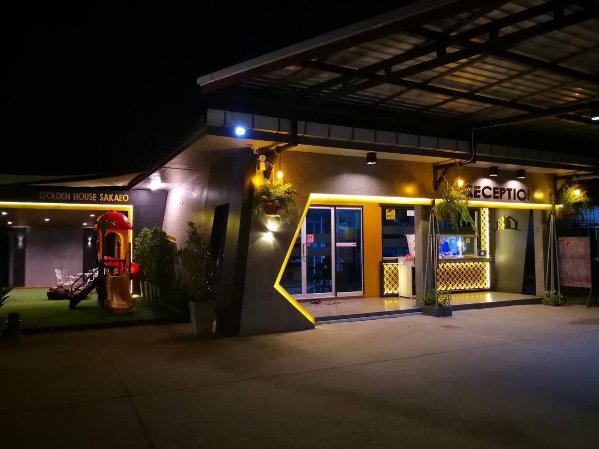Golden House Hotel Sakaeo Sa Kaeo Extérieur photo